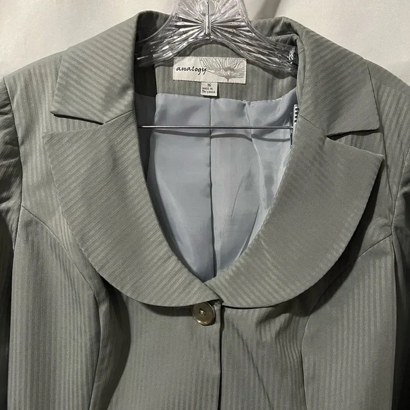 Gray Pinstriped Women’s Blazer/Jacket - Picture 3 of 11
